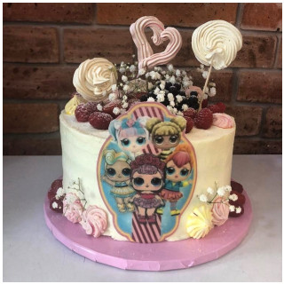 Něco pro malé slečny❤️ #cukrarnapusinka #cukrarna #dort #cake #cakes #cakestyle #cakedecorations #instacake #cakedesign #sweet #sweetshop #pink #pinkcake #sugar #birthday #birthdaycake