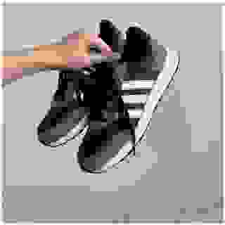 Jít si zacvičit nebo vyrazit na procházku? S kamarádkou na kávu nebo nakupovat? Lehoučké tenisky od Adidas budu skvělá volba, ať už se rozhodnete den strávit jakkoliv! 🖤

🛒 www.deichmann.com/cs-cz/p/9541
🔎 Adidas | 18201350

#adidas #adidastenisky #sneakers #dnesobouvam #dnesnosim #nakupujteonline #deichmanncz